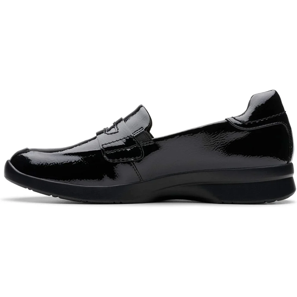 Clarks Elowyn Penny Loafer Womens 8.5 Black Patent Leather Comfort Shoes Slip On